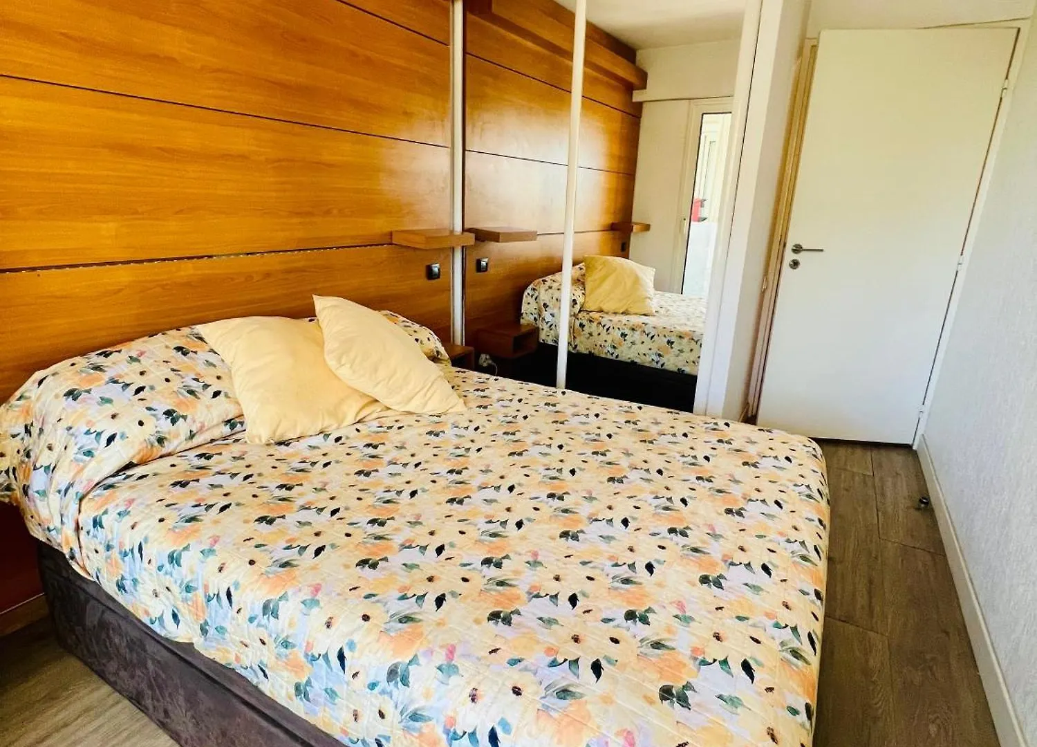 Bel Appartement Port Vauban A 100M Des Plages Antibes France
