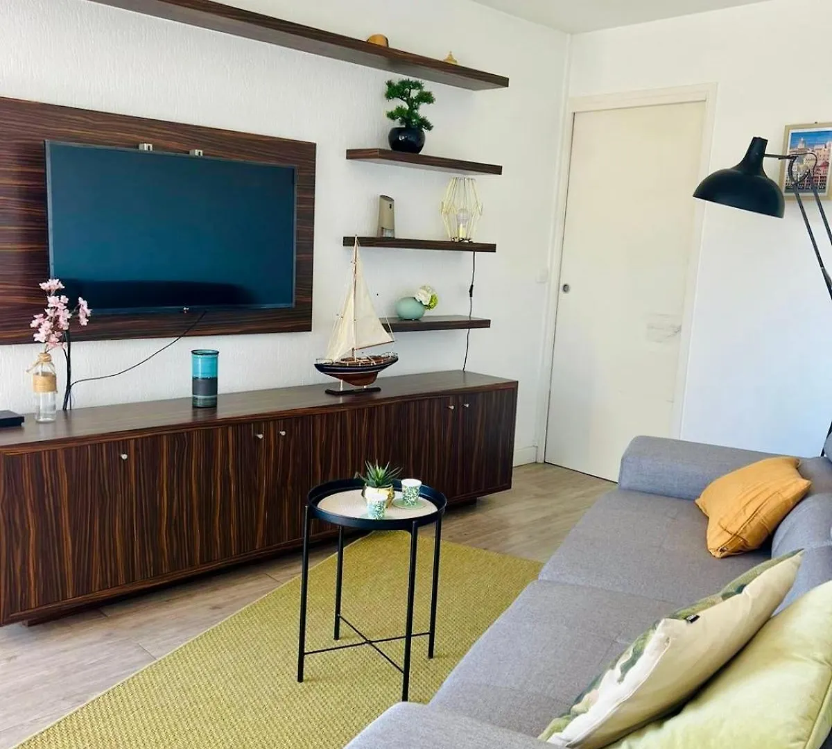 Apartment Bel Appartement Port Vauban A 100M Des Plages Antibes France