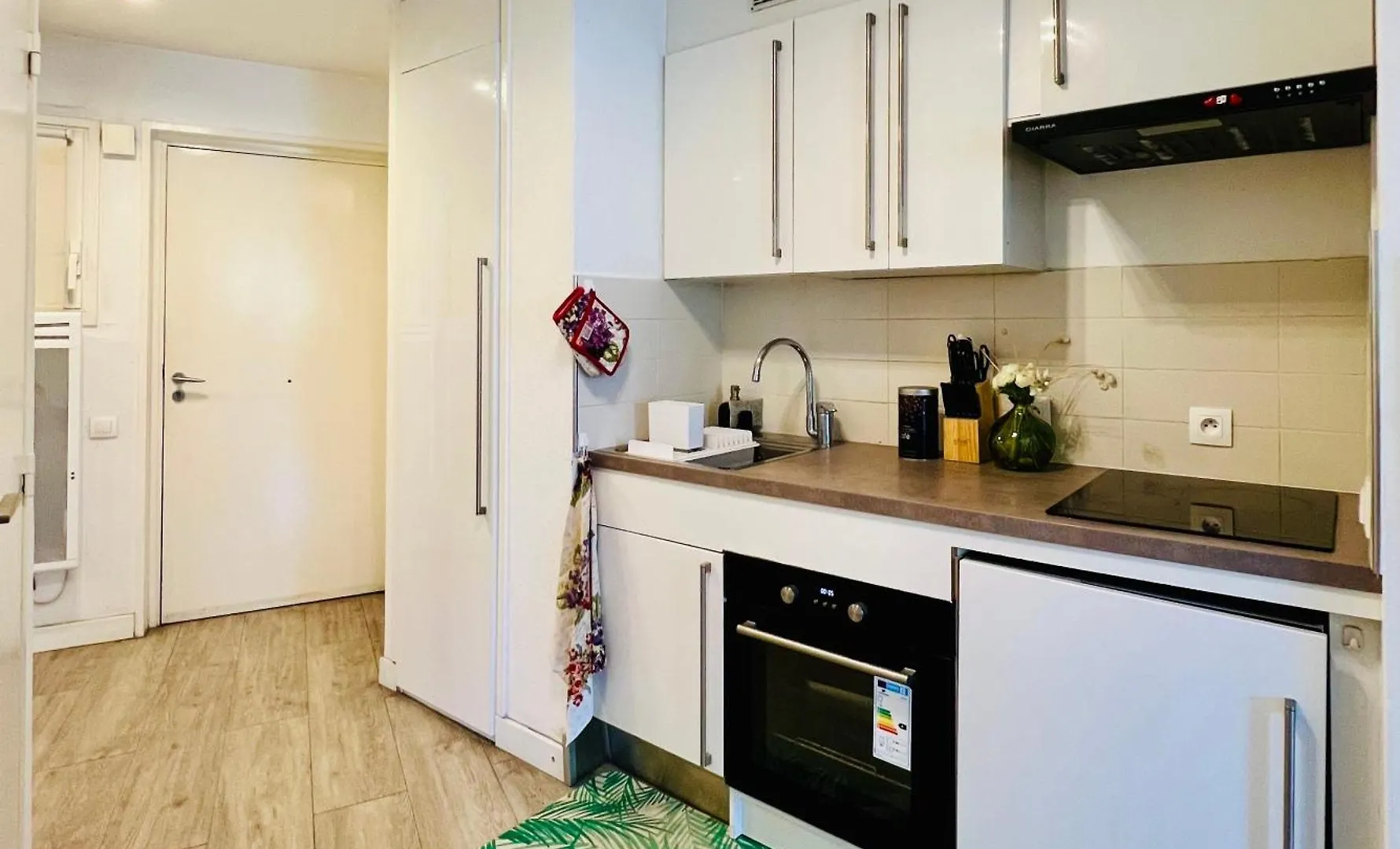 Bel Appartement Port Vauban A 100M Des Plages Antibes Apartment